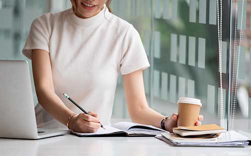 云南成人高考本科網(wǎng)上報名步驟有哪些？文憑含金量高嗎？
