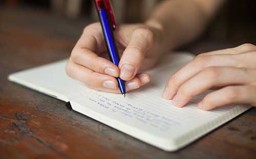 成人高考證書幾年能拿到？可以申請學(xué)位證嗎？