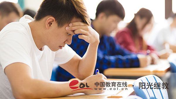 參加一次成人高考要多少錢？考過一次還能再考嗎？