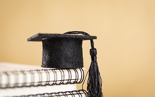 英國大學(xué)補錄什么時候 如何申請英國大學(xué)碩士