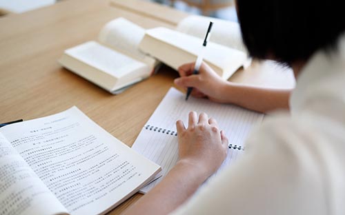 IB課程滿(mǎn)分是多少，IB課程怎么評(píng)分