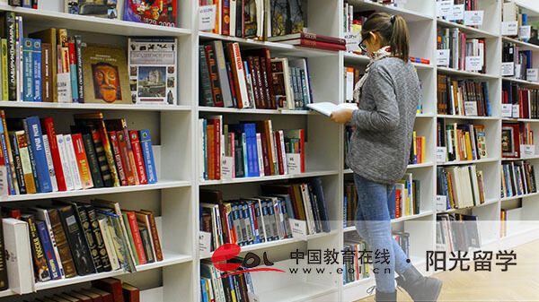 英國(guó)皇家藝術(shù)學(xué)院碩士留學(xué)費(fèi)用，需要多少錢