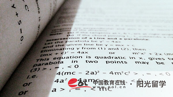 中央圣馬丁藝術(shù)與設(shè)計(jì)學(xué)院留學(xué)費(fèi)用