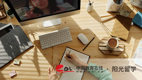 藝術(shù)留學(xué)到倫敦藝術(shù)大學(xué)費(fèi)用是多少