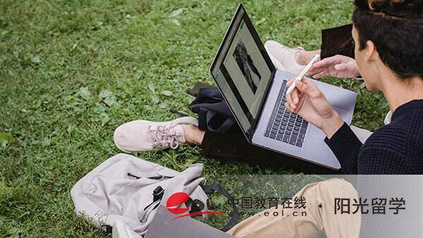 報名國際本科規(guī)劃時間如何安排