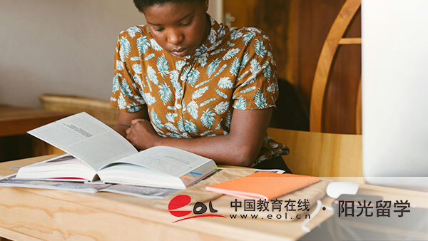 中央財經(jīng)大學1加3中外合作國際本科怎么樣啊