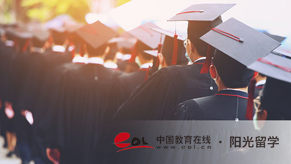 新西蘭時裝設(shè)計專業(yè)本科留學費用多少錢，有哪些要求