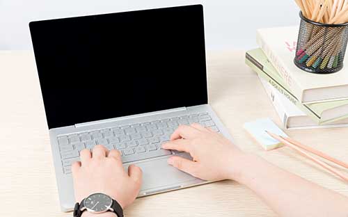 自考本科學(xué)歷應(yīng)聘老師難嗎？就業(yè)優(yōu)勢有哪些？