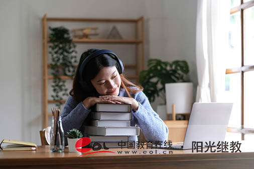 國內(nèi)中專怎么報名自考考試？復(fù)習(xí)方法有嗎？