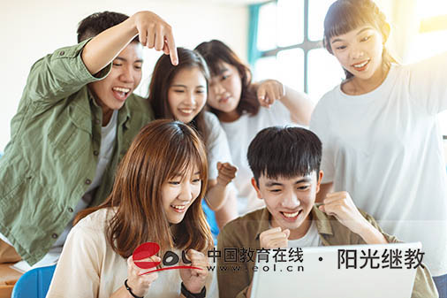 廣西自考專科怎么報(bào)名？推薦什么專業(yè)？