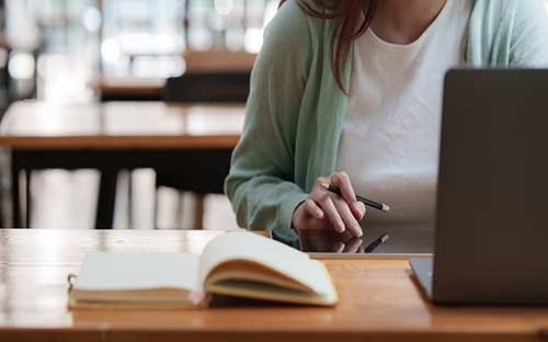 自考過(guò)程性考核是什么意思？報(bào)名要滿足哪些條件？