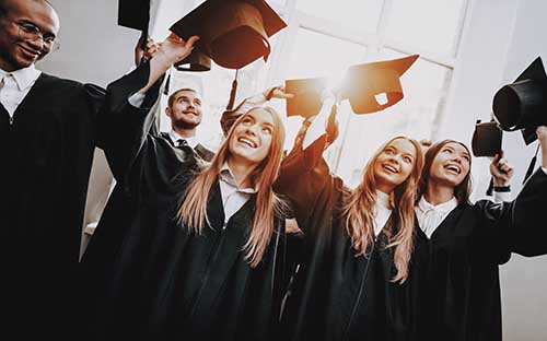 岳陽市自考去哪里咨詢網(wǎng)上報(bào)名？可以報(bào)培訓(xùn)班嗎？