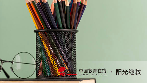 自考報(bào)名時(shí)間是多久？新生有什么報(bào)考流程？