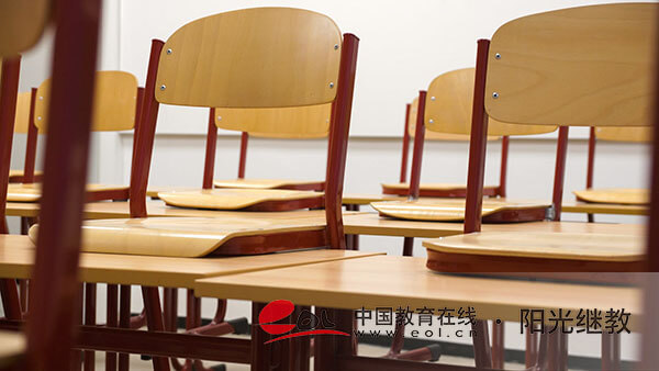 鄭州自考報(bào)名考試費(fèi)用多少？注意事項(xiàng)有嗎？