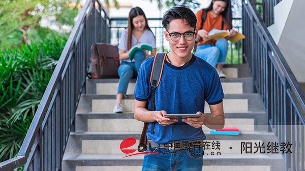 江西自考課程報名時間是多久？學歷含金量如何？