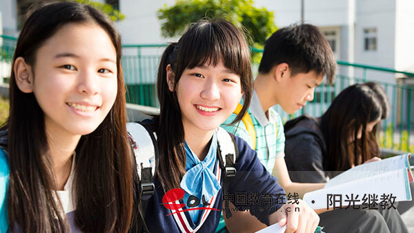 第一次參加自考報考幾門比較好？搭配報考科目要注意什么？